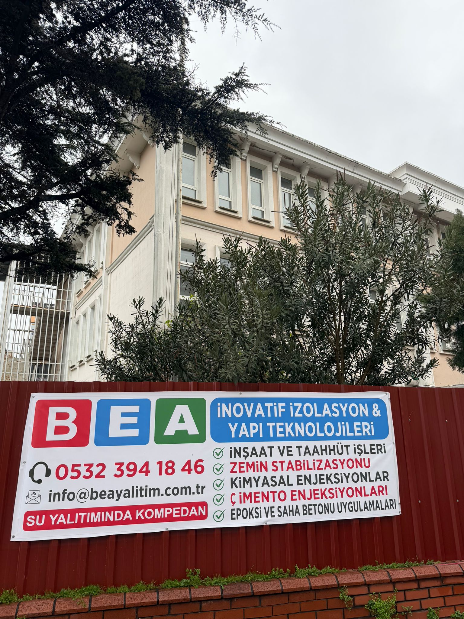İL HALK KÜTÜPHANESİ SÖKÜM VE YIKIMA HAZIRLIK